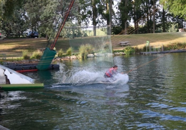  Water Skiing in Cergy Pontoise.